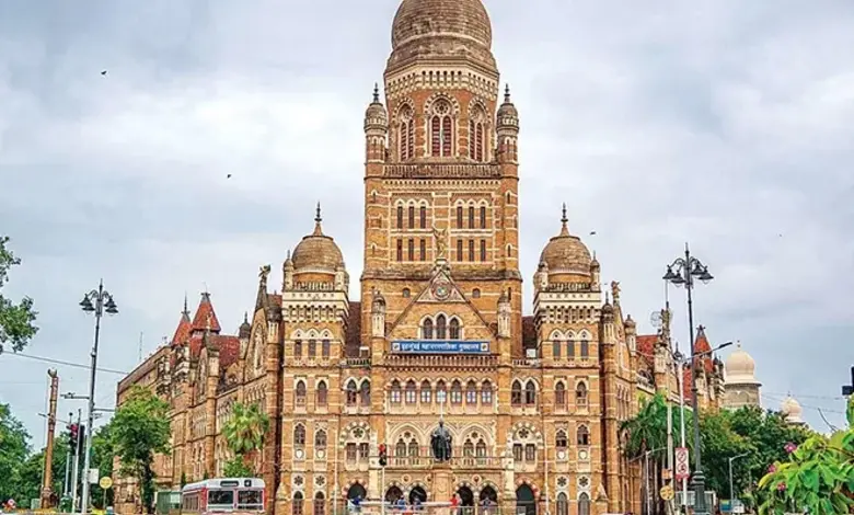 BMC Launches Drive to Remove Hawkers and Improve Walkability on Mumbai's Footpaths