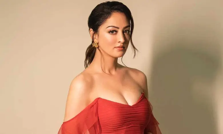 Actress Sandeepa Dhar criticises Botox Trend !