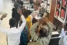 Armed Robbers Loot Tanishq Showroom in Bihar, Injure Two and Steal 25 Crore in Jewellery