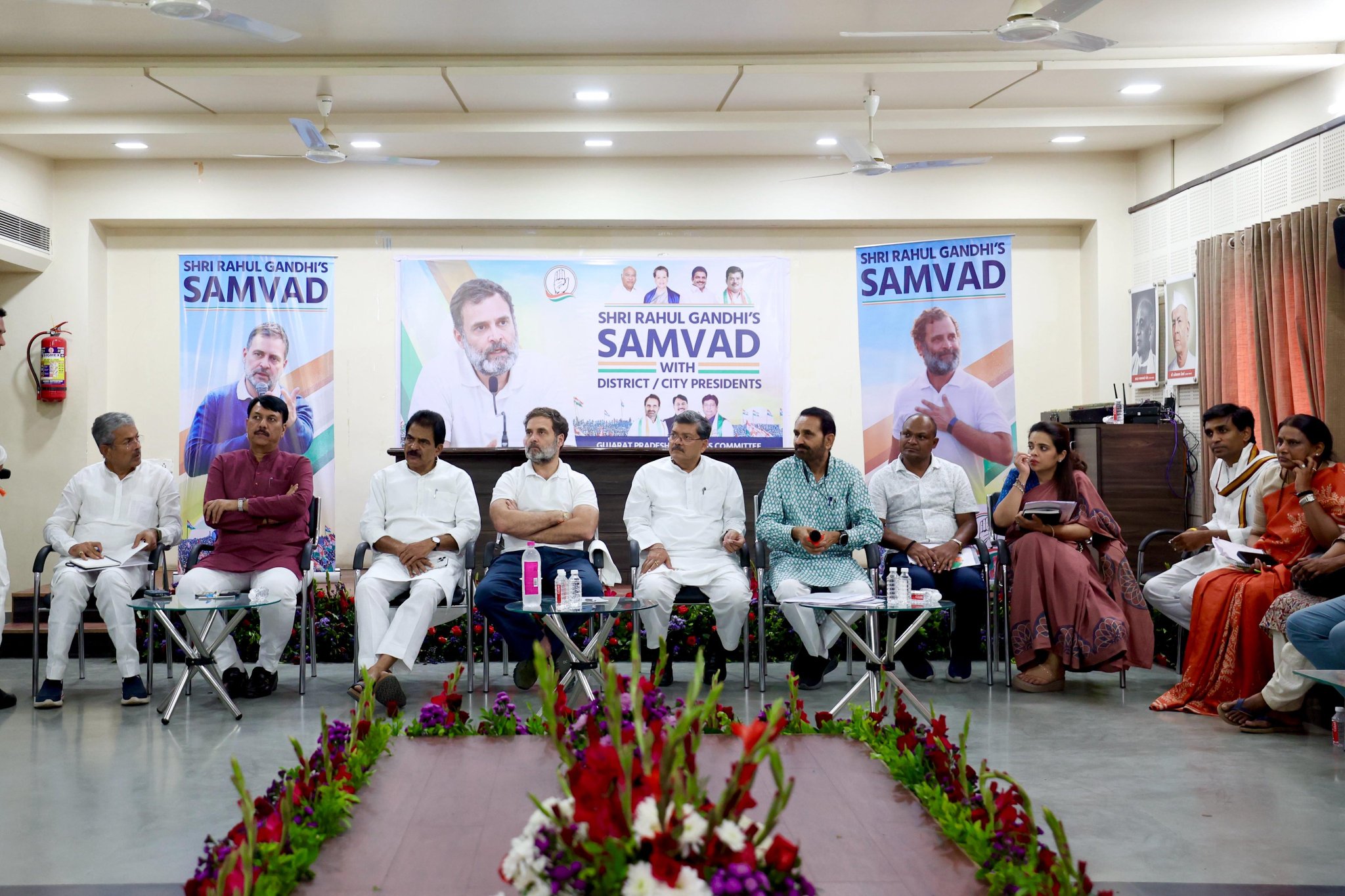 rahul gandhi gujarat visit