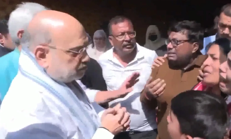 Pahalgam Terror Attack: Home Minister Pays Tribute at Wreath-Laying Ceremony for Victims