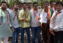 Surat Congress Accuses Police of Bias After BJP Burns Effigies of Rahul and Sonia Gandhi