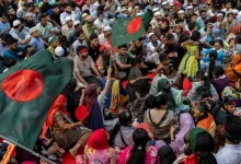 In a desperate bid to garner support after being cornered, the head of the interim government in Bangladesh, Muhammad Yunus, threatened to resign.