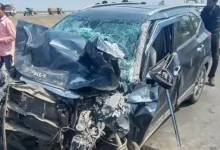 A total of 5 people, including a woman and three men, have died in a head-on collision between two cars.