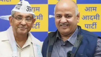 In a major setback to the Aam Aadmi Party in Delhi, 13 councillors have resigned from the party and announced the formation of a separate faction.