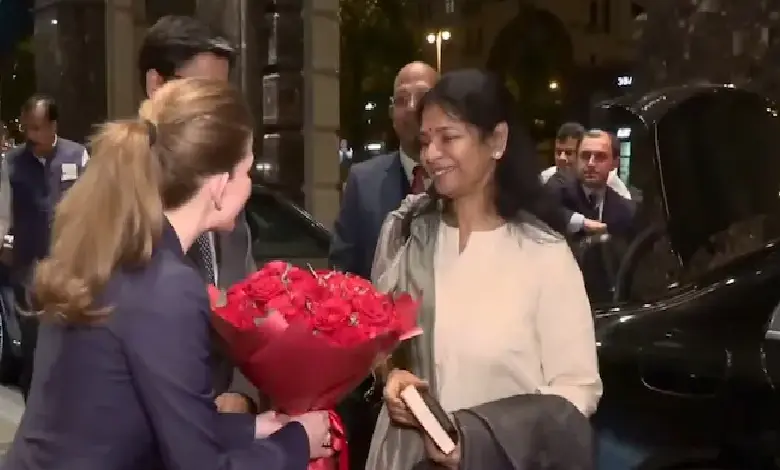 The flight carrying the Operation Sindoor outreach delegation to Moscow, led by DMK MP Kanimozhi, was forced to circle