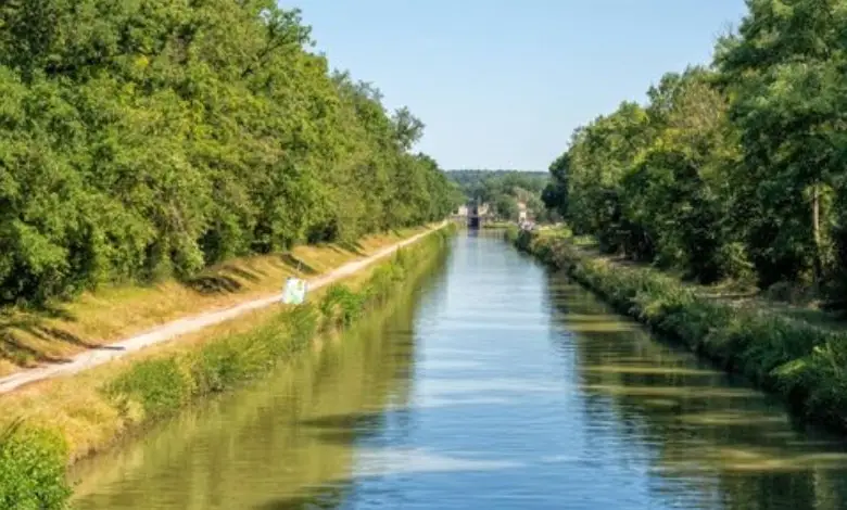 In a strategic move to choke the flow of water from the Indus Basin to Pakistan, India is considering doubling the length of the Ranbir Canal on River Chenab from 60 km to 120 km.
