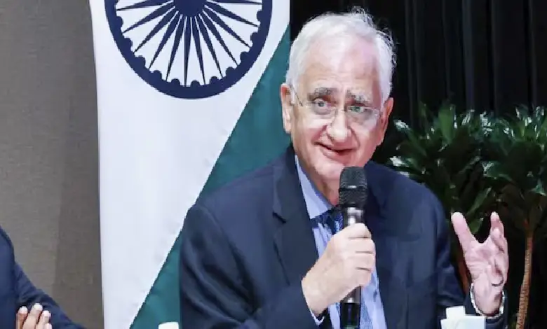 Congress Leader Praises Article 370 Abrogation.
