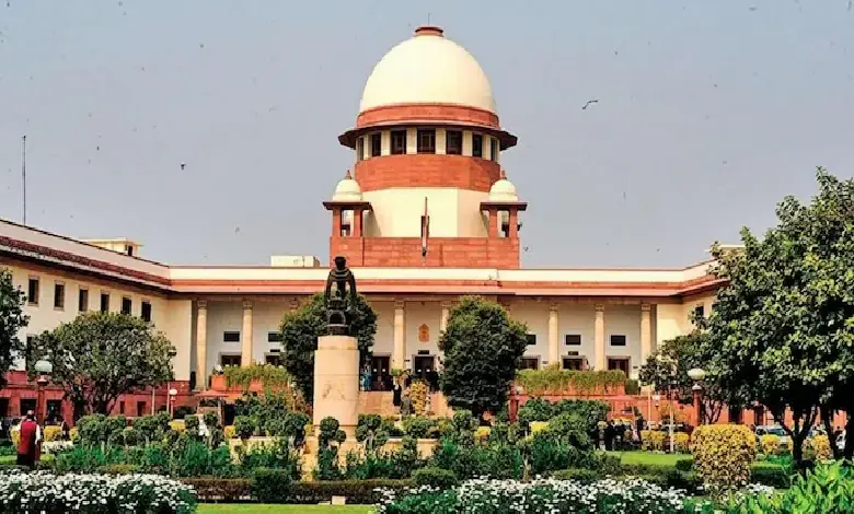 Supreme Court Halts Probe Into Tamil Nadu Liquor Scam.
