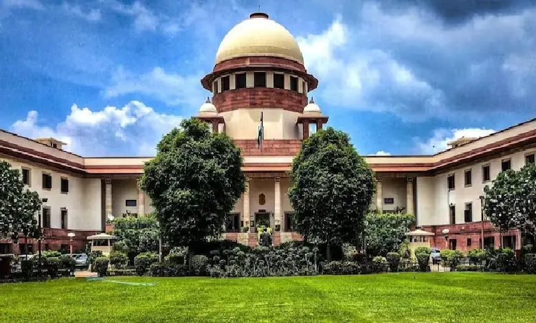 The Supreme Court on Monday declined to entertain a plea filed by a Sri Lankan national challenging his deportation after serving a jail term.