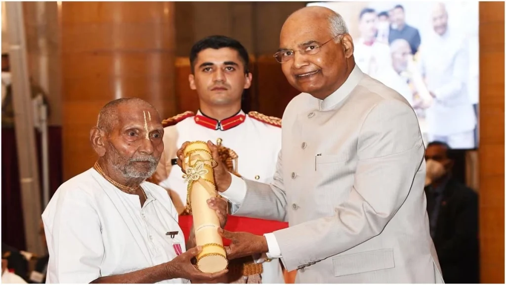 Yoga Guru Baba Shivanand, Aged 128, Passes Away in Varanasi; PM Modi Mourns Loss