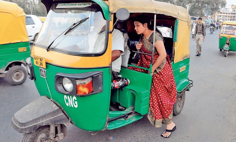 Ahmedabad Auto Rickshaw Meters Mandatory; Police Collect ₹1.56 Crore in Fines