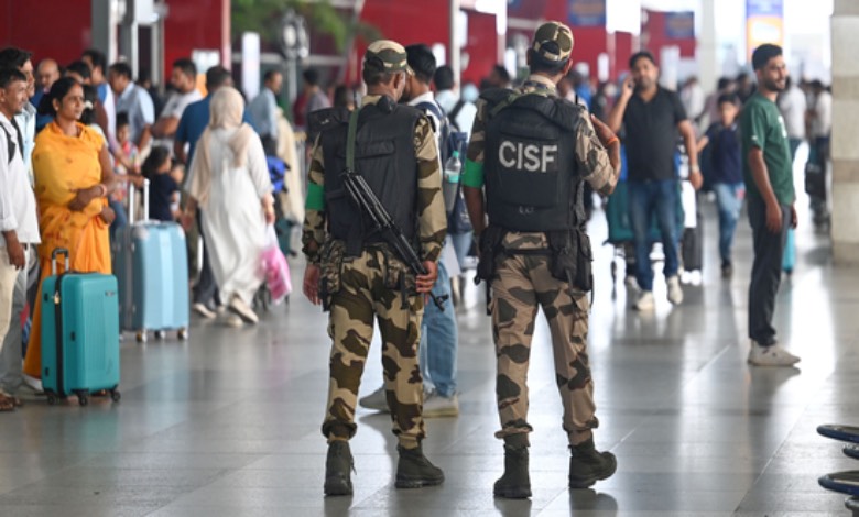 Airport closures extended in India. Flight cancellations continue due to India-Pakistan conflict after Operation Sindoor.