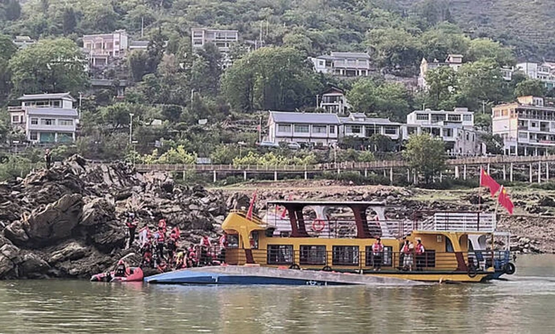 Tragic Boat Capsizing in China Claims Lives, Injures Dozens