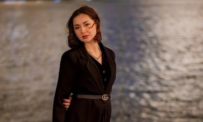 Indian Fans Defy Instagram Ban to Connect with Pakistani Star Hania Aamir