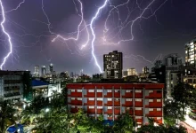 "Dark storm clouds over Mumbai as IMD predicts heavy pre-monsoon rainfall across Maharashtra and West Bengal this week"