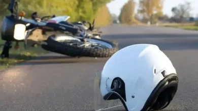 Fatal scooter accident in Jamnagar near Falla after dog crosses road; one man killed, another seriously injured.