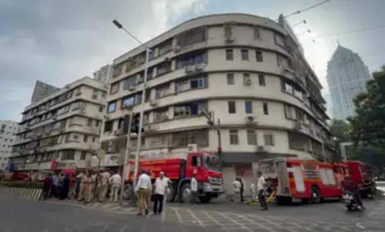 Blaze Engulfs Libbas Showroom in Mumbai, Prompting Swift Emergency Response