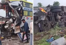 Maharashtra Bus Crash 2 Dead and Nearly 20 Injured On Latur-Solapur Highway ( WATCH )