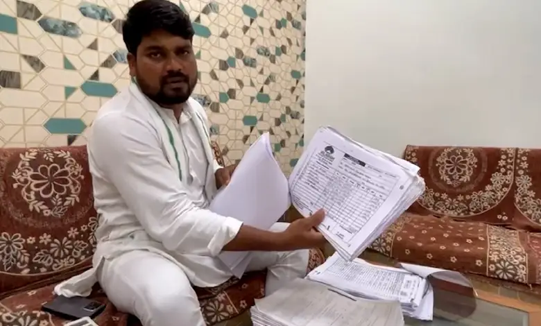 Chaitar Vasava addresses media over ₹400 crore scam involving BJP and Congress leaders in Gujarat's tribal development projects.