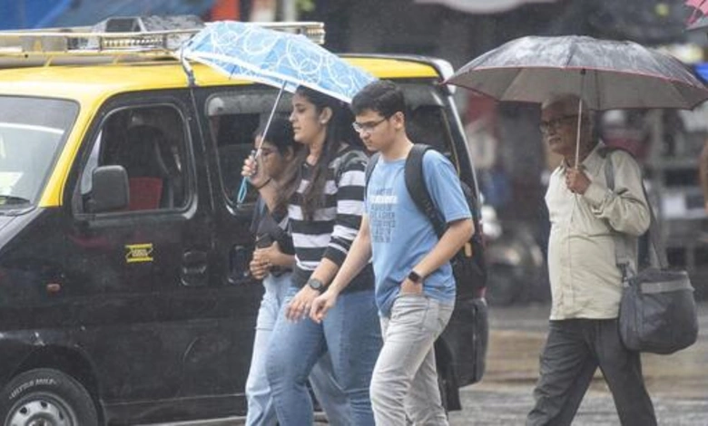 Mumbai, Thane on Alert as IMD Forecasts Rain and Thunderstorms for Tuesday, Wednesday