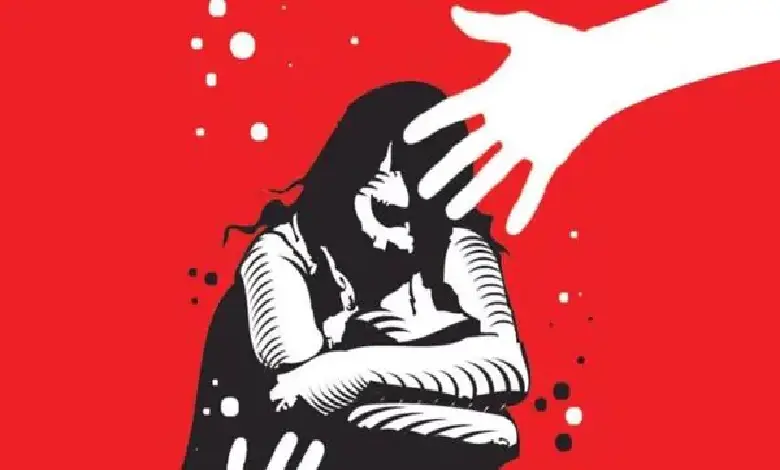 Surat teen girl raped by man she met online; incident sparks social media safety concerns.
