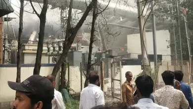 At least 10 workers were killed and over 20 sustained serious injuries after a reactor exploded at Seegachi Chemicals located in the Pasamailaram Industrial Area near Patancheru in Sangareddy district on Monday morning.