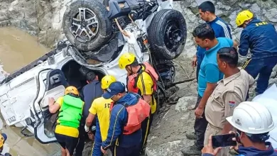 At least two people have died and seven others were injured after a 31-seater, was carrying a total of 20 people, including the driver, plunged into the Alaknanda River in Uttarakhand.