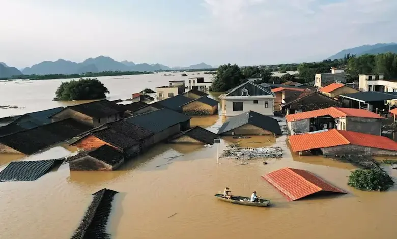 Devastating Floods Ravage Southern China, Displacing Thousands