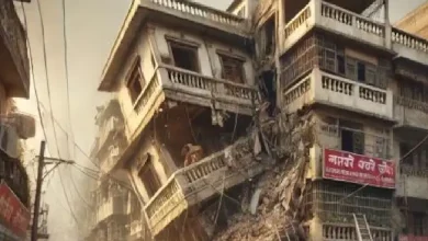 A three-storey commercial building collapsed in Delhi's Rohini on Wednesday afternoon.