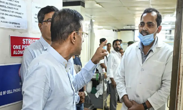 Goa Chief Minister Pramod Sawant on Sunday overruled Health Minister Vishwajit Rane's decision.