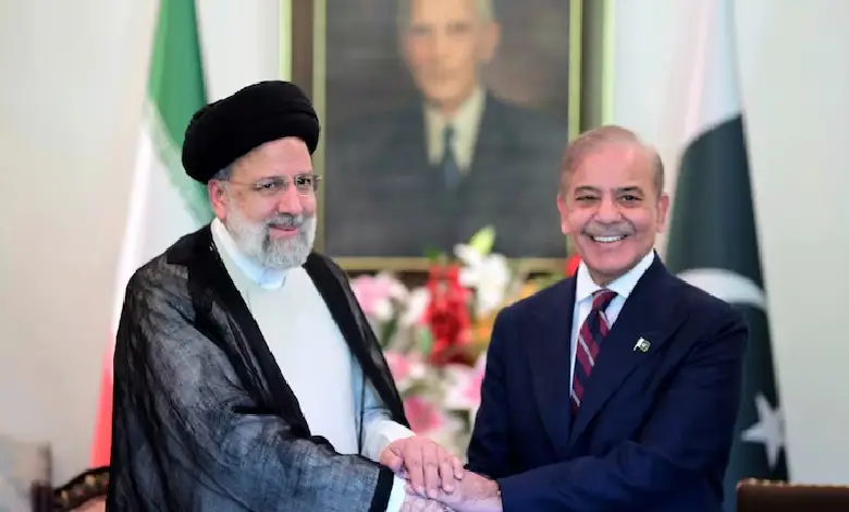 Iranian official has claimed that Pakistan would launch a nuclear strike on Israel if it used nuclear weapons against Iran. However, this statement has been denied by Islamabad.