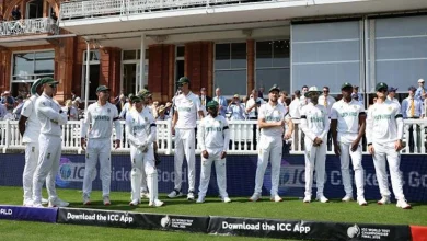 South African players donning black armbands