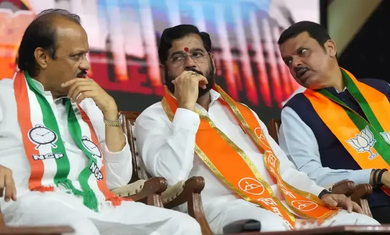 Mumbai local train tragedy : Cm Fadnavis, Deputy CM Shinde and Deputy CM Pawar expressed grief