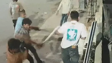 CCTV footage of mob assault on mobile shopkeeper in Ghodasar, Ahmedabad.