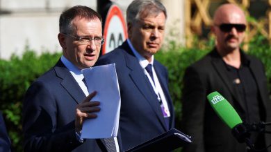 Russian and Ukrainian delegations in Istanbul peace talks