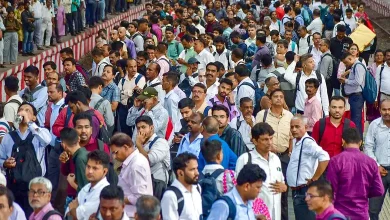 Snag in Navi Mumbai affects local train services on Harbour line !