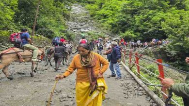 Tragedy on Kedarnath Trek: Two People Killed in Landslide on Kedarnath Trek Route