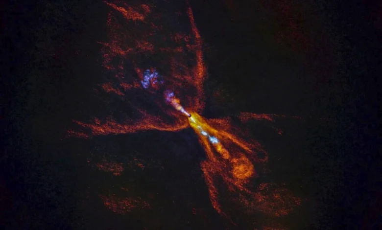 For The First Time, Astronomers Have Captured The Birth of a New Solar System