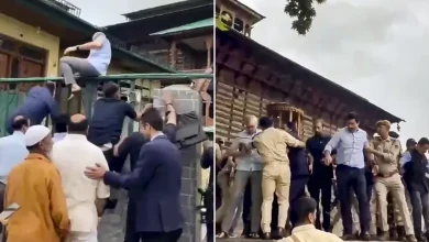 Omar Abdullah Scales Wall Amid House Arrest To Reach Martyrs’ Graveyard