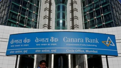 A video showing a Kannada-speaking woman confronting a Canara Bank official in Chikkamagaluru.