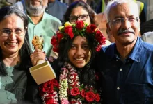 After returning from Georgia as the youngest ever Women’s World Chess Champion, 19-year-old Divya Deshmukh of Nagpur has dedicated her newly earned Grandmaster (GM) title to her late coach Rahul Joshi.