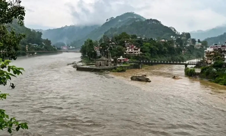 Monsoon Devastation in Himachal Pradesh: 37 Dead, ₹400 Crore in Damages