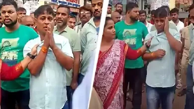 A migrant auto-rickshaw driver was brutally beaten in broad daylight in Maharashtra's Palghar district.