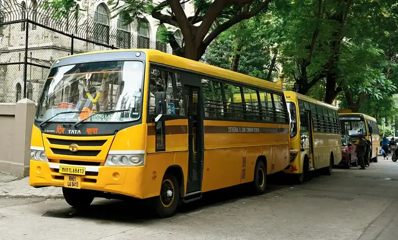 Maharashtra Transport Strike: Goods Carriers Proceed, School Buses Pause Amid E-Challan Dispute