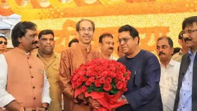 Maharashtra Navnirman Sena (MNS) chief Raj Thackeray visited Matoshree, the residence of the Thackeray family in Mumbai.