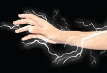Mother and daughter tragically electrocuted in Tapi, as clothesline touches an electric wire in Jesingpura village.