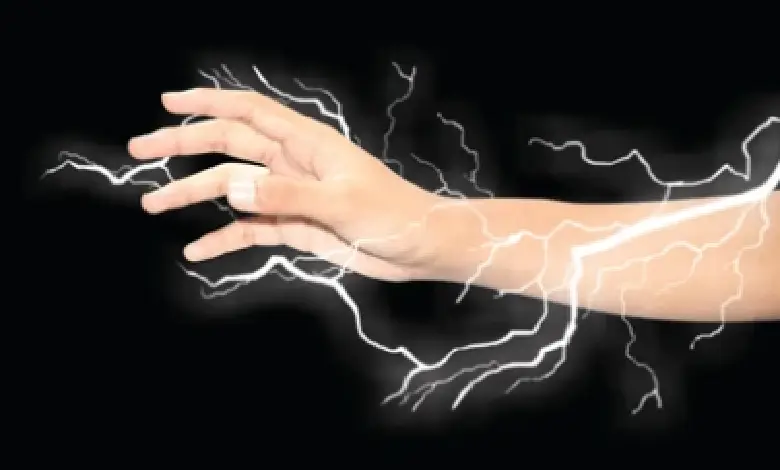 Mother and daughter tragically electrocuted in Tapi, as clothesline touches an electric wire in Jesingpura village.