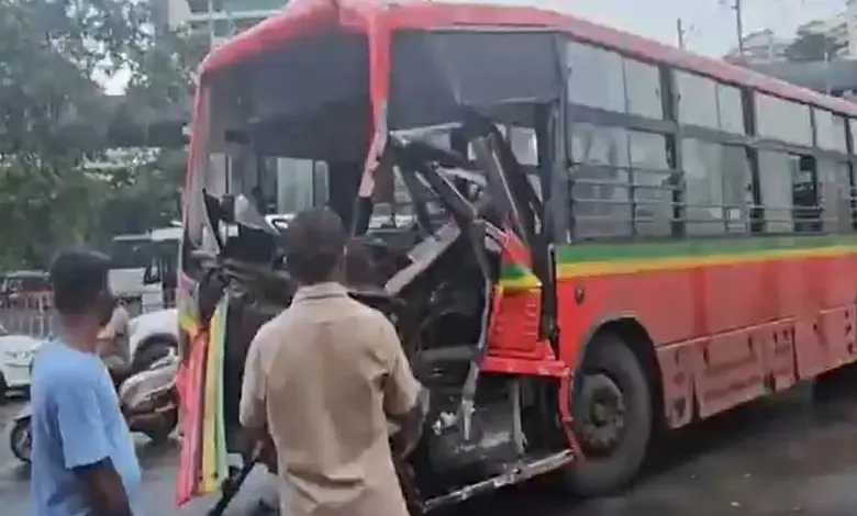 Mumbai: Speeding BEST Bus Slams Into Seized Truck in Goregaon, 5 Injured