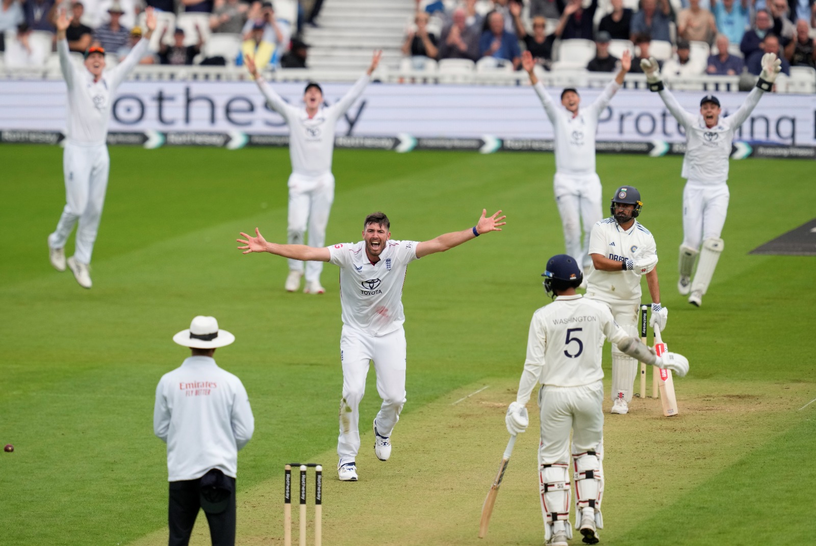 England dominate India despite Nair-Washington resilience